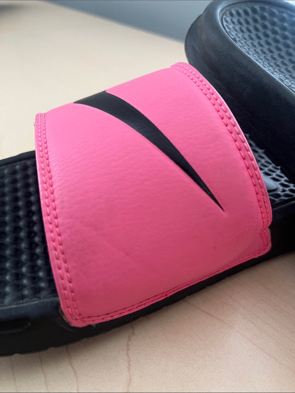 Nike Benassi JDI Slides • Pink • Women's 9 - Picture 8 of 9